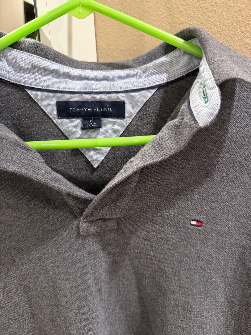 Tommy Hilfiger Men’s Charcoal Gray Polo with Flag Logo
